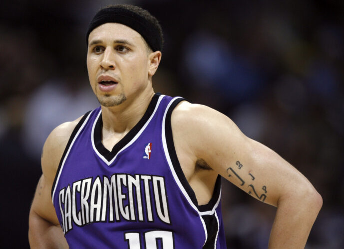Sacramento State to hire Mike Bibby as basketball coach, AP source says